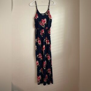 All in Favor Blue Floral Maxi Sundress with Spaghetti Straps size Small